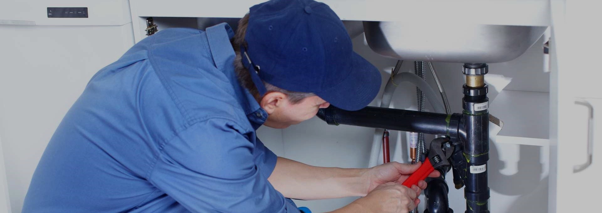 Heat Sync Plumbing team attending a job in Thornton Heath