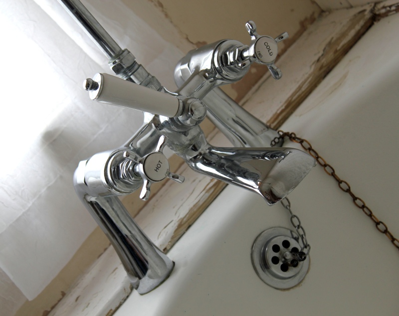 Shower installation in Thornton Heath